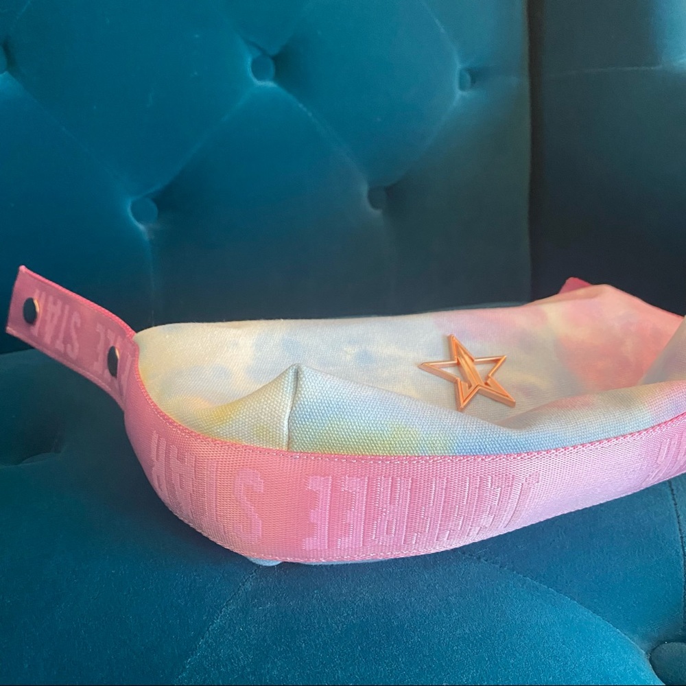NEW💕JSC Limited Spring ‘21 Edition tie dye makeup bag - Picture 2 of 13